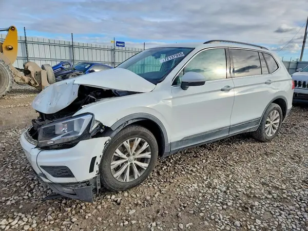 3VV2B7AX6JM035438 2018 VOLKSWAGEN TIGUAN - Image 1