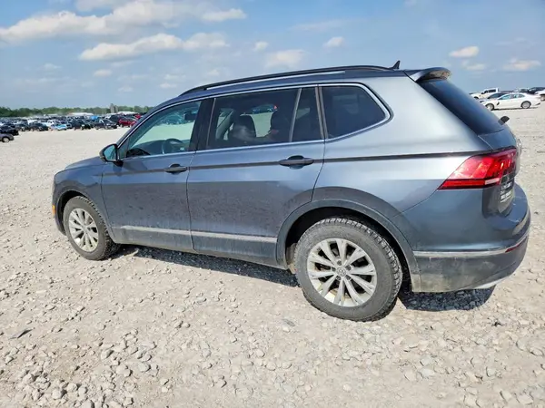 3VV2B7AX6JM048416 2018 VOLKSWAGEN TIGUAN - Image 2