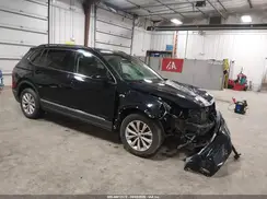 3VV2B7AX6JM049534 2018 VOLKSWAGEN TIGUAN
