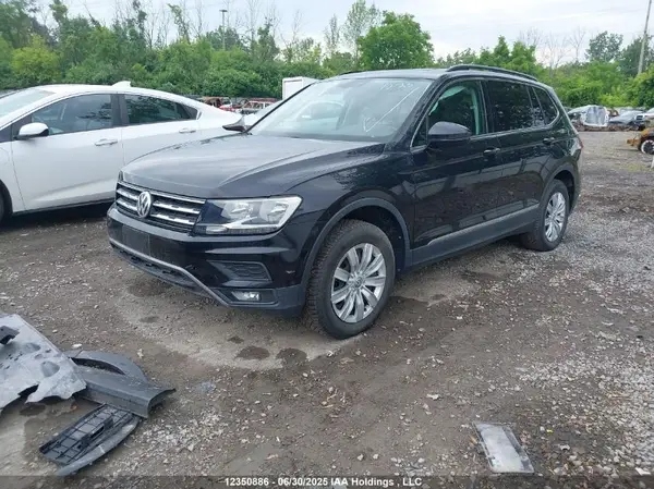3VV2B7AX6JM051655 2018 VOLKSWAGEN TIGUAN - Image 2