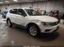 3VV2B7AX6JM056807 2018 VOLKSWAGEN TIGUAN