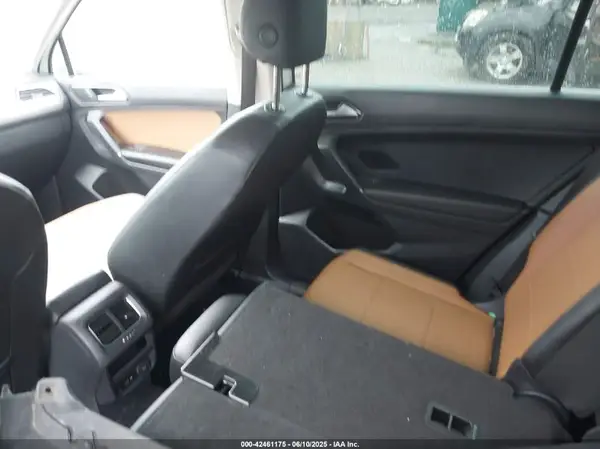 3VV2B7AX6JM059173 2018 VOLKSWAGEN TIGUAN - Image 8