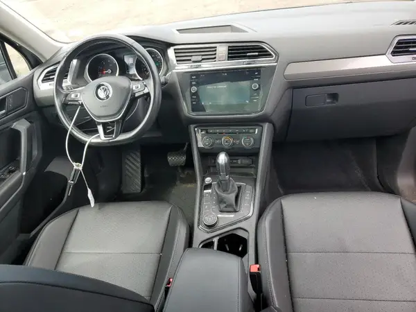 3VV2B7AX6JM080699 2018 VOLKSWAGEN TIGUAN - Image 8