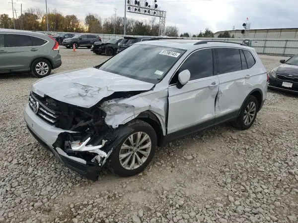 3VV2B7AX6JM107982 2018 VOLKSWAGEN TIGUAN - Image 1
