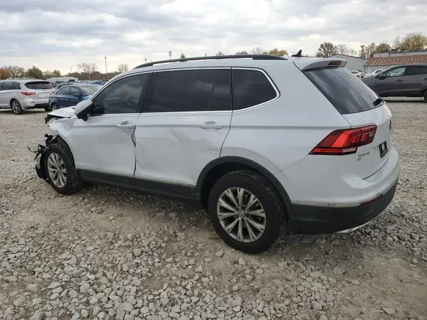 3VV2B7AX6JM107982 2018 VOLKSWAGEN TIGUAN - Image 2