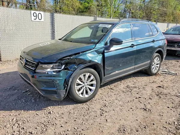 3VV2B7AX6JM150508 2018 VOLKSWAGEN TIGUAN - Image 1