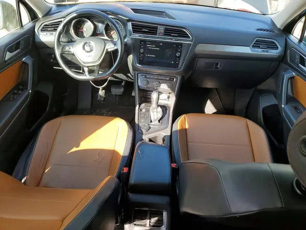 3VV2B7AX6JM150508 2018 VOLKSWAGEN TIGUAN - Image 8