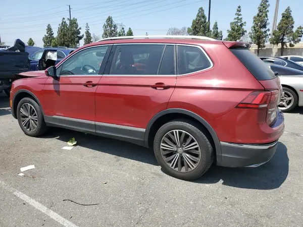 3VV2B7AX6JM159385 2018 VOLKSWAGEN TIGUAN - Image 2