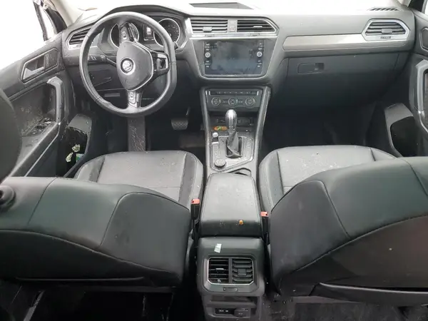 3VV2B7AX6JM161153 2018 VOLKSWAGEN TIGUAN - Image 8