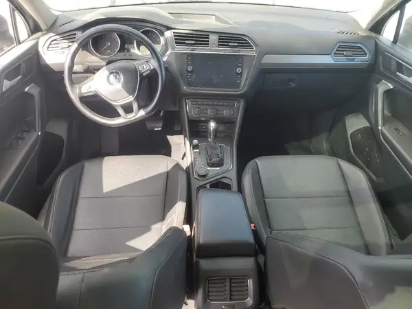 3VV2B7AX6JM201182 2018 VOLKSWAGEN TIGUAN - Image 8