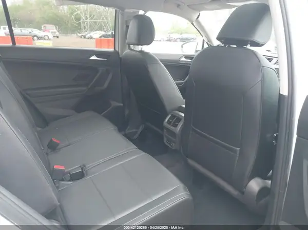 3VV2B7AX6KM041161 2019 VOLKSWAGEN TIGUAN - Image 8
