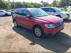 3VV2B7AX6KM045954 2019 VOLKSWAGEN TIGUAN