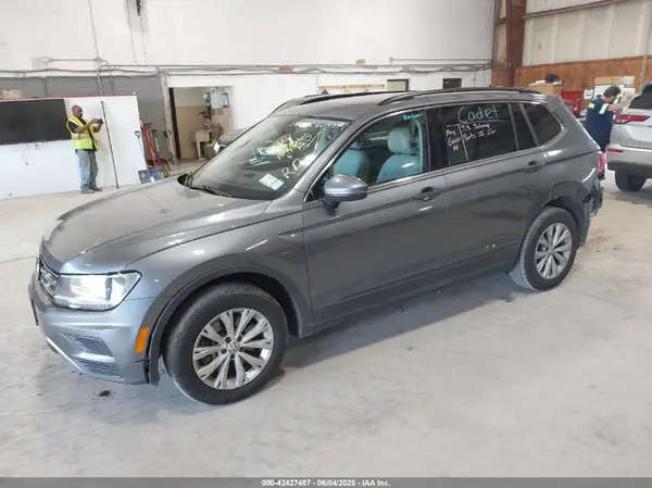 3VV2B7AX6KM056615 2019 VOLKSWAGEN TIGUAN - Image 2