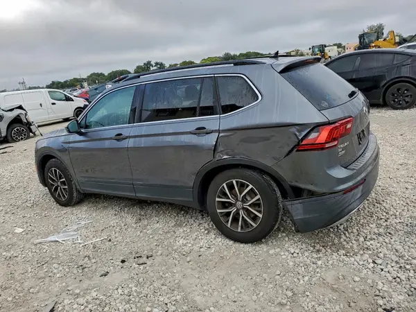 3VV2B7AX6KM058560 2019 VOLKSWAGEN TIGUAN - Image 2
