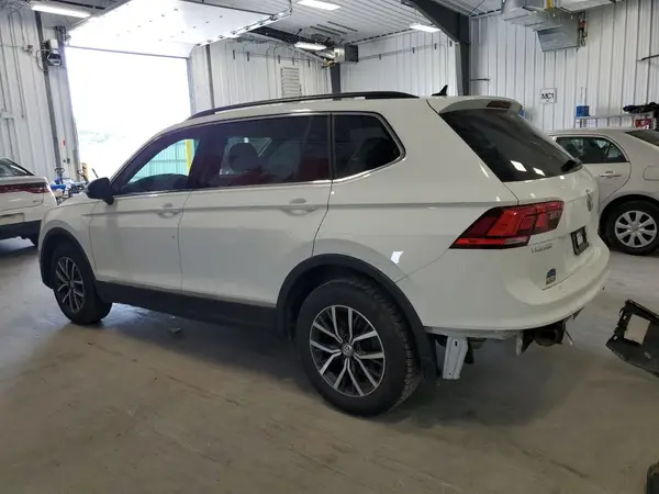 3VV2B7AX6KM072863 2019 VOLKSWAGEN TIGUAN - Image 2