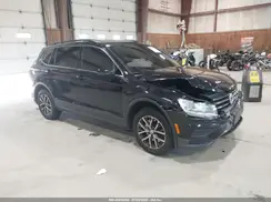 3VV2B7AX6KM077481 2019 VOLKSWAGEN TIGUAN