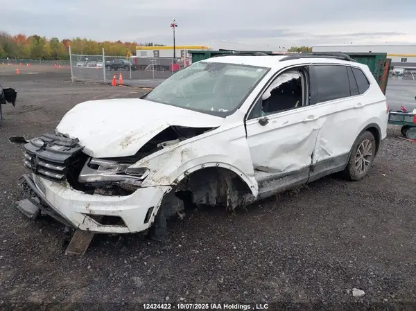 3VV2B7AX6KM078498 2019 VOLKSWAGEN TIGUAN - Image 2