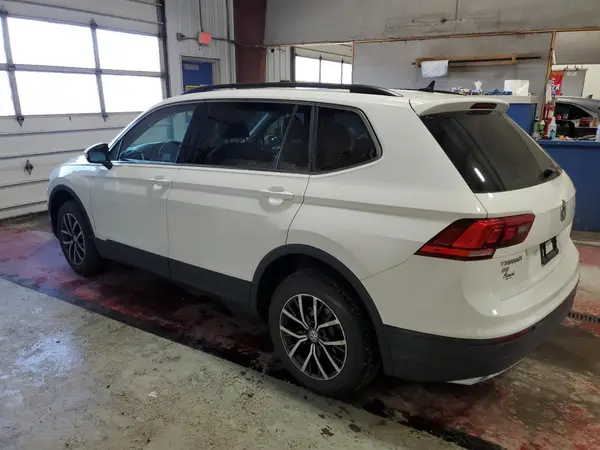 3VV2B7AX6KM088061 2019 VOLKSWAGEN TIGUAN - Image 2