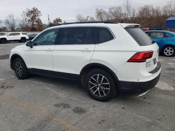 3VV2B7AX6KM092479 2019 VOLKSWAGEN TIGUAN - Image 2
