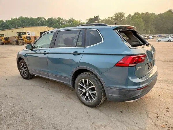 3VV2B7AX6KM136092 2019 VOLKSWAGEN TIGUAN - Image 2