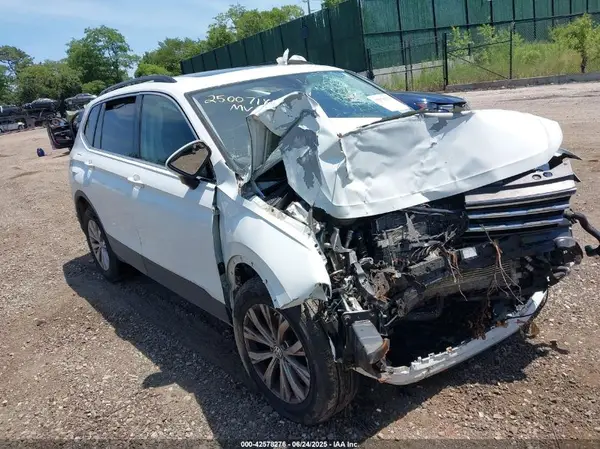 3VV2B7AX6KM147514 2019 VOLKSWAGEN TIGUAN - Image 1
