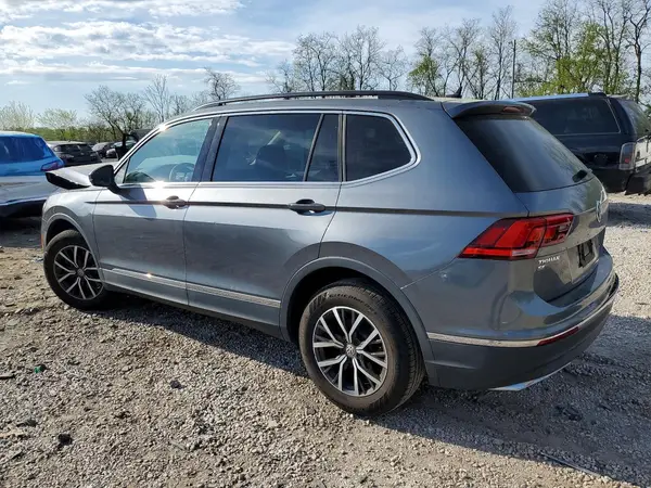 3VV2B7AX6LM007903 2020 VOLKSWAGEN TIGUAN - Image 2