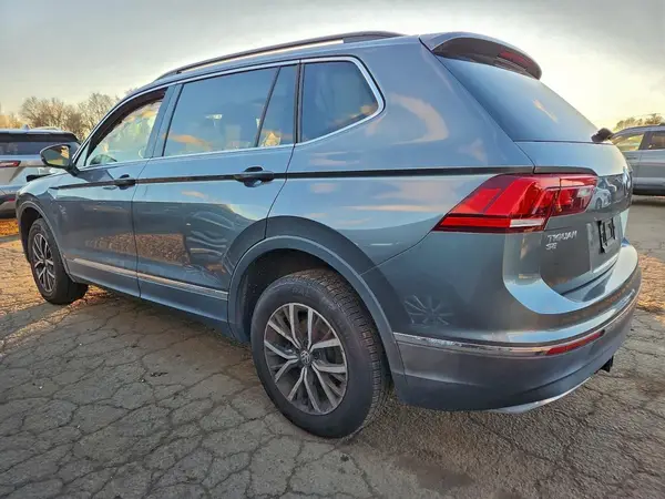 3VV2B7AX6LM053571 2020 VOLKSWAGEN TIGUAN - Image 2