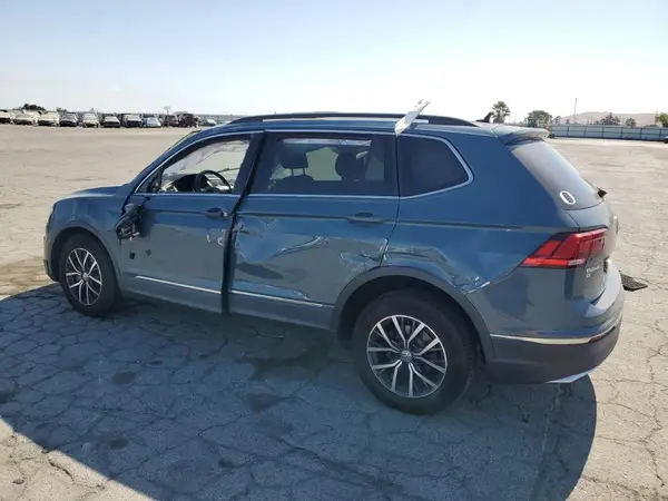 3VV2B7AX6LM063985 2020 VOLKSWAGEN TIGUAN - Image 2