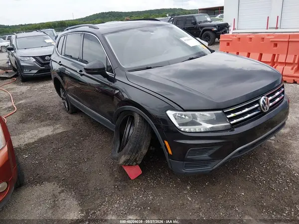 3VV2B7AX6LM069799 2020 VOLKSWAGEN TIGUAN - Image 1