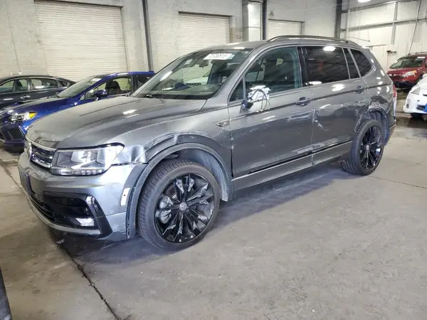 3VV2B7AX6LM070841 2020 VOLKSWAGEN TIGUAN - Image 1