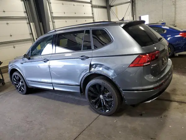 3VV2B7AX6LM070841 2020 VOLKSWAGEN TIGUAN - Image 2
