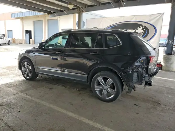 3VV2B7AX6LM082178 2020 VOLKSWAGEN TIGUAN - Image 2