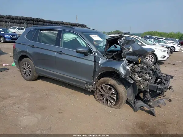 3VV2B7AX6LM091334 2020 VOLKSWAGEN TIGUAN - Image 1