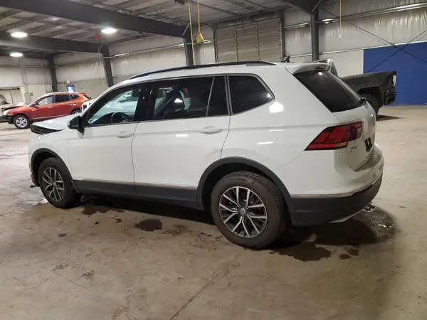 3VV2B7AX6LM094444 2020 VOLKSWAGEN TIGUAN - Image 2