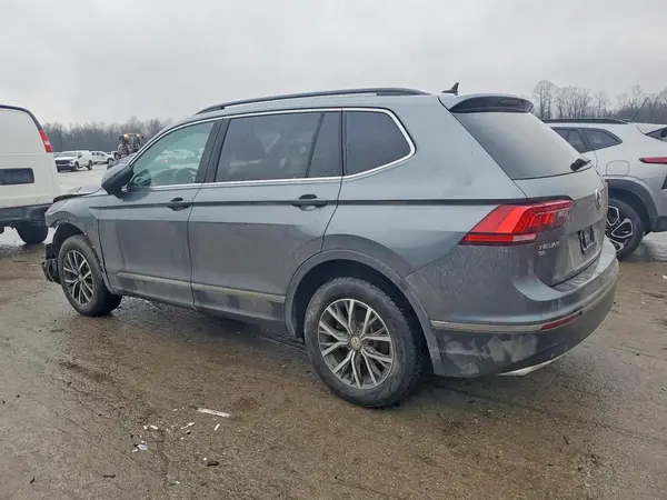 3VV2B7AX6LM122727 2020 VOLKSWAGEN TIGUAN - Image 2