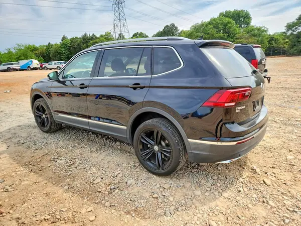 3VV2B7AX6LM123280 2020 VOLKSWAGEN TIGUAN - Image 2