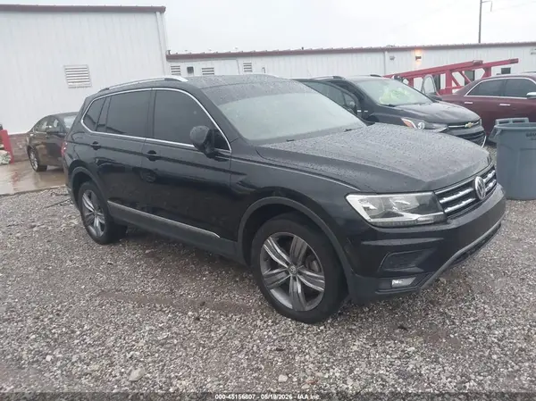 3VV2B7AX6LM123361 2020 VOLKSWAGEN TIGUAN - Image 1
