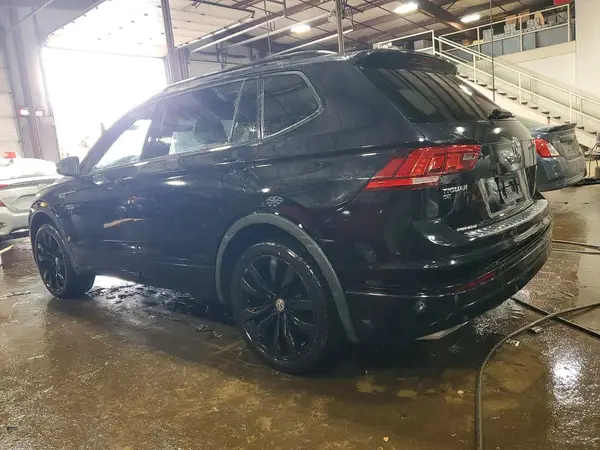 3VV2B7AX6LM135218 2020 VOLKSWAGEN TIGUAN - Image 2