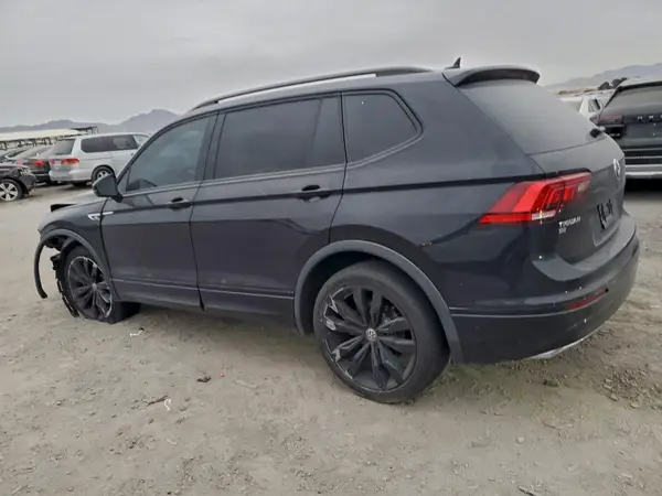 3VV2B7AX6LM140158 2020 VOLKSWAGEN TIGUAN - Image 2