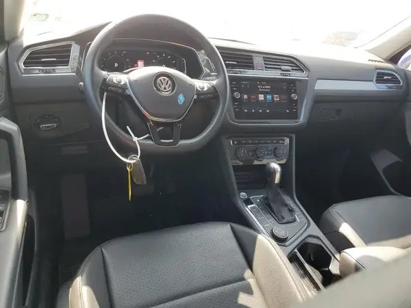 3VV2B7AX6LM142086 2020 VOLKSWAGEN TIGUAN - Image 8