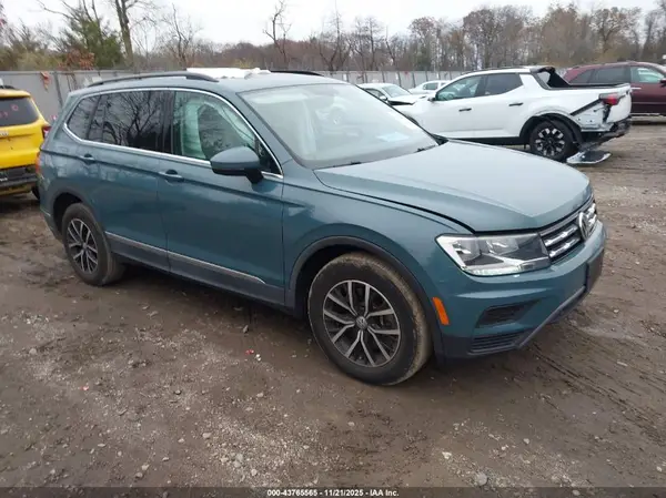 3VV2B7AX6MM046220 2021 VOLKSWAGEN TIGUAN - Image 1