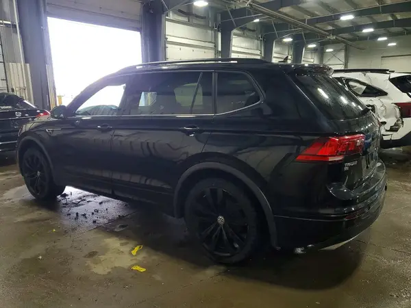 3VV2B7AX6MM046847 2021 VOLKSWAGEN TIGUAN - Image 2