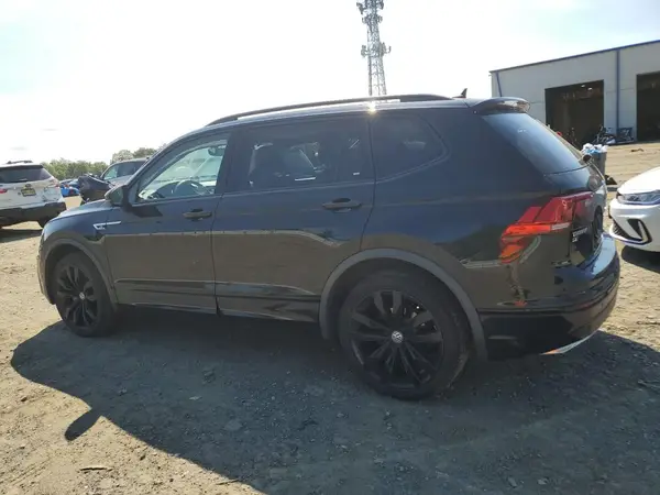 3VV2B7AX6MM054902 2021 VOLKSWAGEN TIGUAN - Image 2