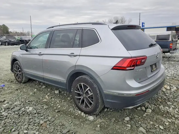 3VV2B7AX6MM057430 2021 VOLKSWAGEN TIGUAN - Image 2