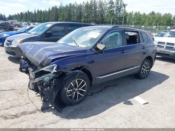 3VV2B7AX6MM067004 2021 VOLKSWAGEN TIGUAN - Image 2