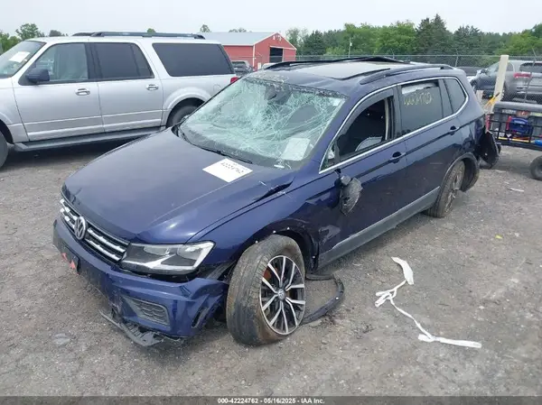 3VV2B7AX6MM078293 2021 VOLKSWAGEN TIGUAN - Image 2
