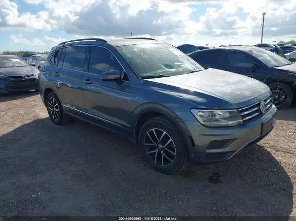 3VV2B7AX6MM078830 2021 VOLKSWAGEN TIGUAN - Image 1