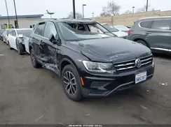 3VV2B7AX6MM084725 2021 VOLKSWAGEN TIGUAN