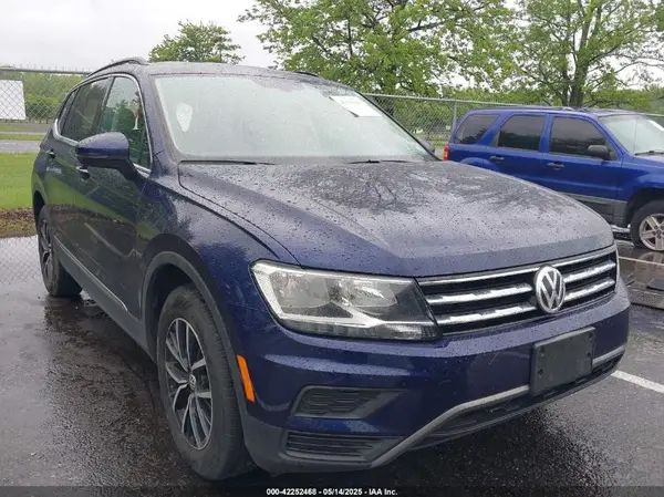 3VV2B7AX6MM093344 2021 VOLKSWAGEN TIGUAN - Image 1