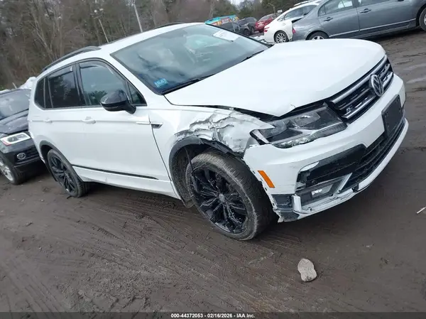 3VV2B7AX6MM098656 2021 VOLKSWAGEN TIGUAN - Image 1